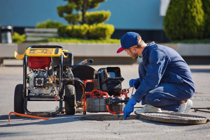 My Lawn Looks Perfect – How Trenchless Sewer Repair Saves My Landscaping